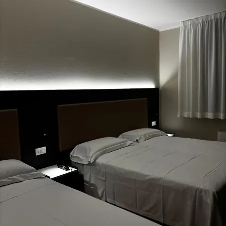 Hotell Orzihotel