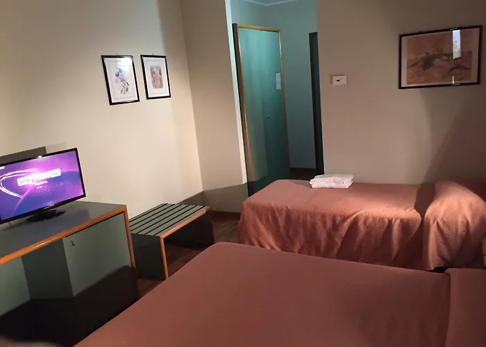 Orzihotel Hotell 3*