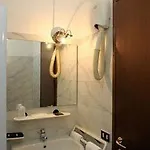 호텔 Orzihotel