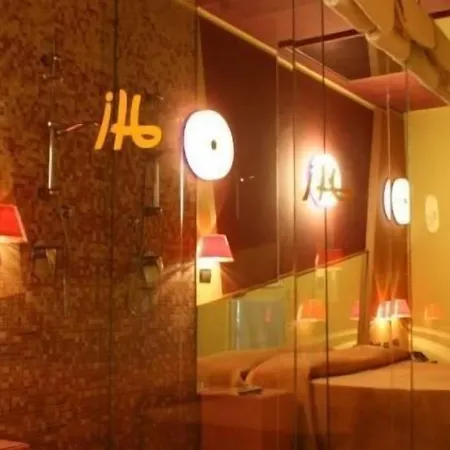Orzihotel Hotell 3*