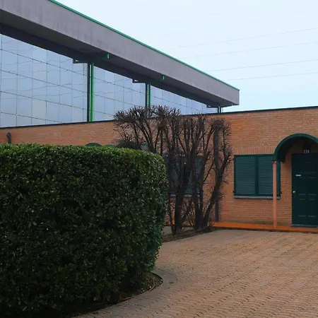 Hotel Orzihotel 3*