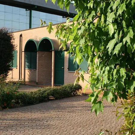 Hotel Orzihotel 3*